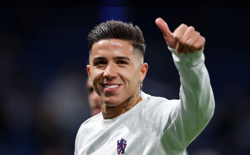 rosenior-bat-ngo-khi-enzo-de-ngo-kha-nang-roi-chelsea